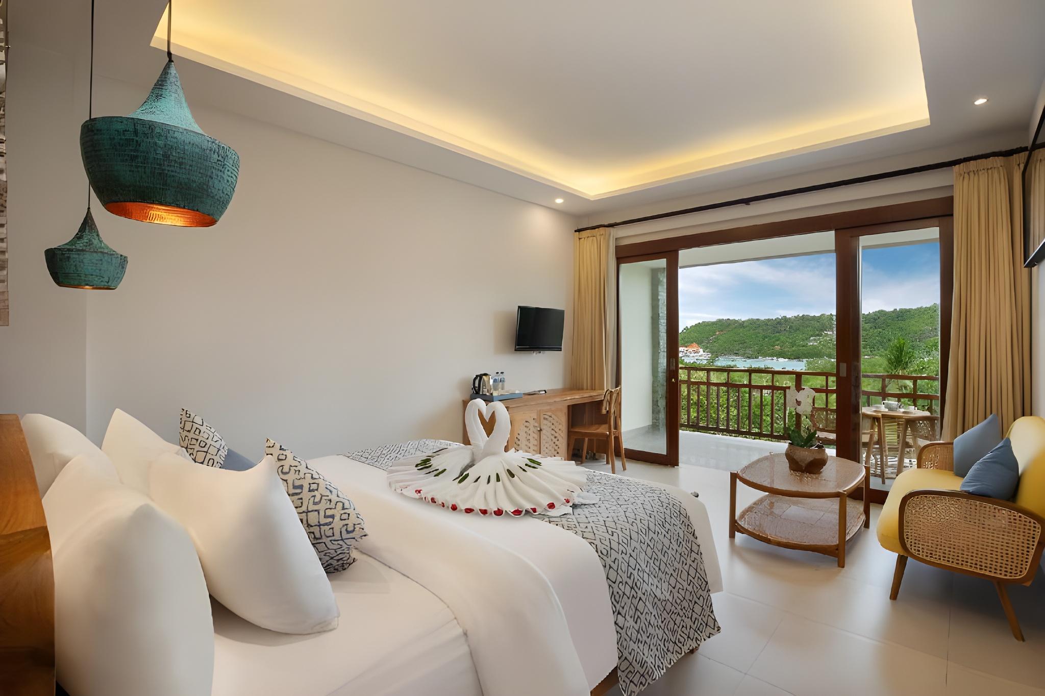 Suite, Sea View