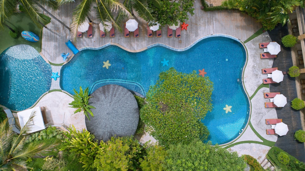 Peach Hill Resort 69/71