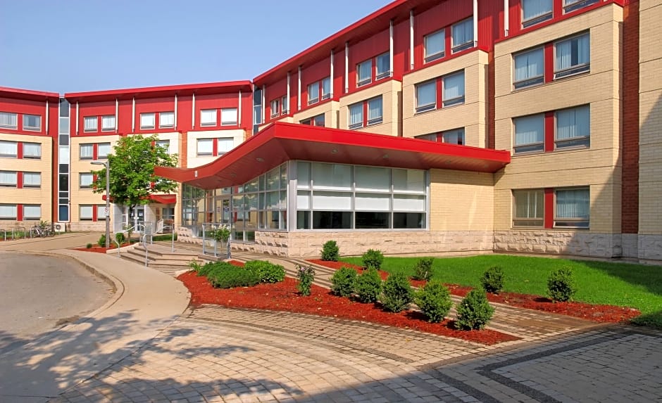 Residence & Conference Centre - Oakville 24/29