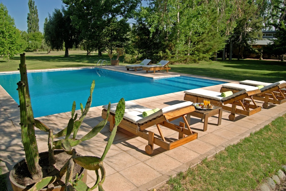Algodon Wine Estates and Champions Club 43/67
