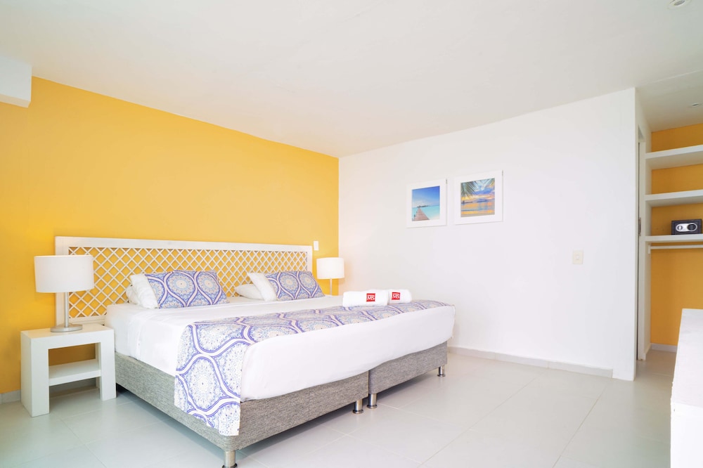 HOTEL SAN LUIS BEACH HOUSE 26/54