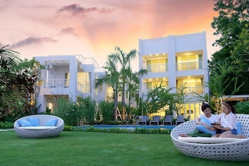 Verano Beach Villa 6/56