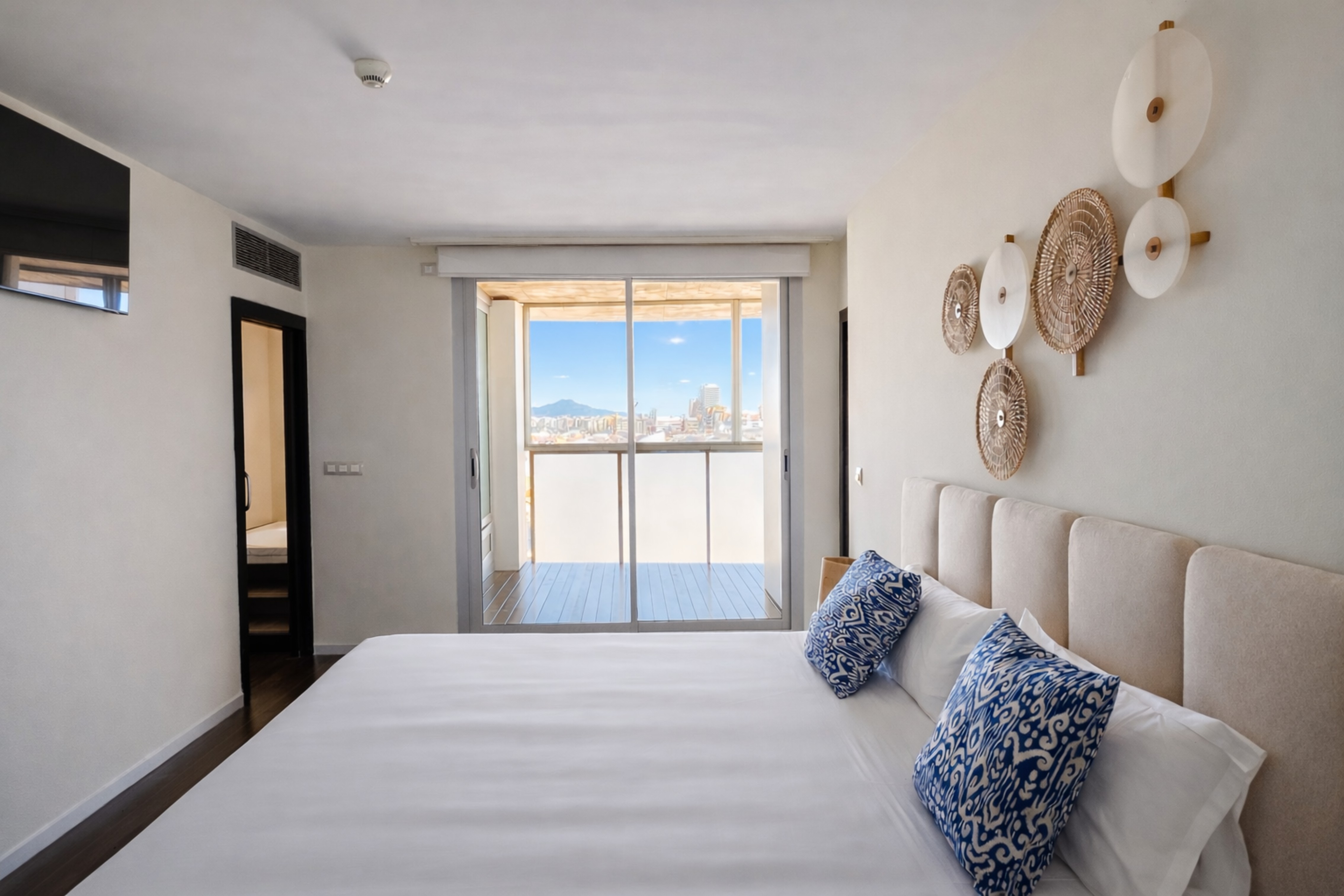 Master, Suite, Hot Tub, Terrace