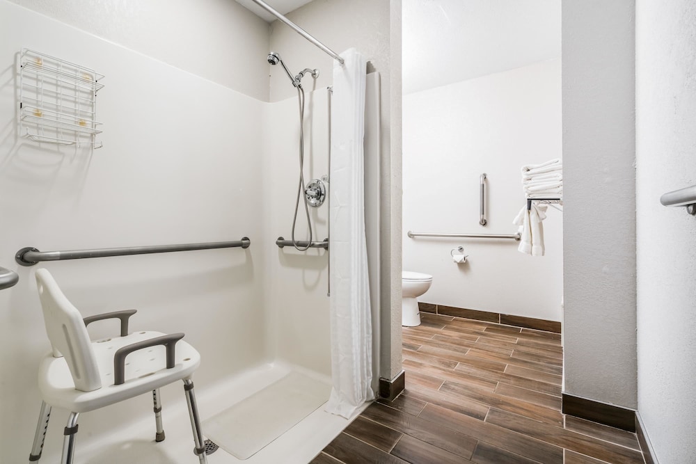 Microtel Inn Suites By Wyndham Rochester Mayo Clinic North 11/25