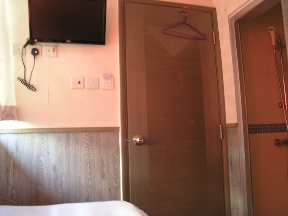 Majestic 7 Guest House 9/66