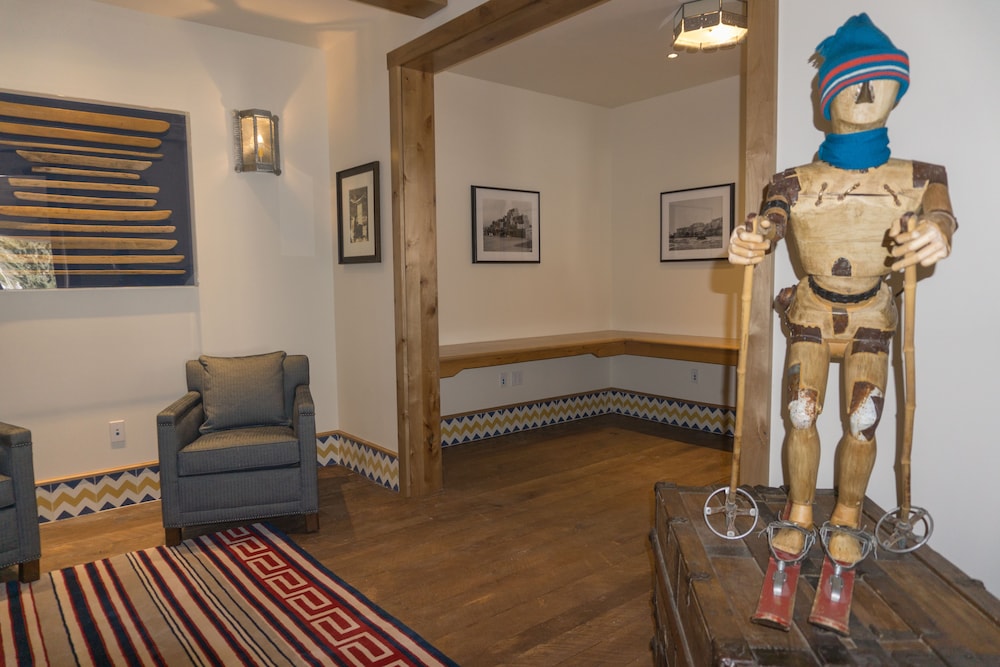 The Blake At Taos Ski Valley 26/42