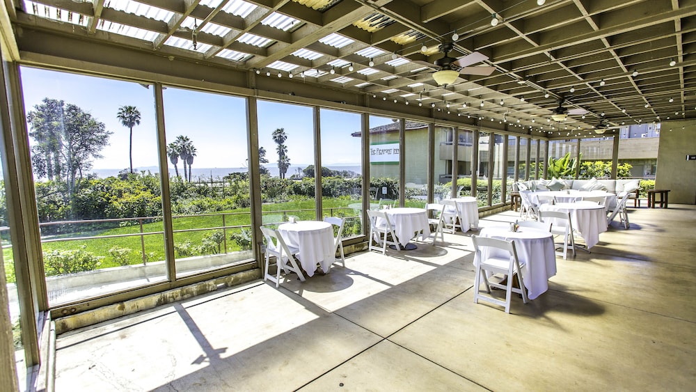 The Pierpont Inn 39/61