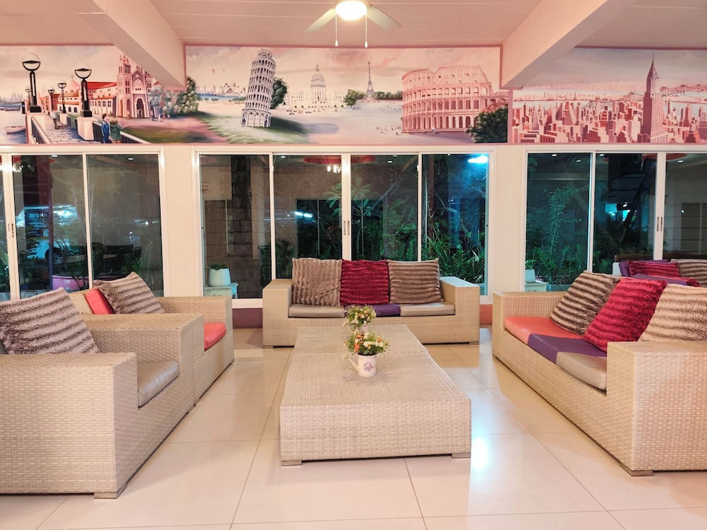 Boonsiri Boutique Hotel 42/50