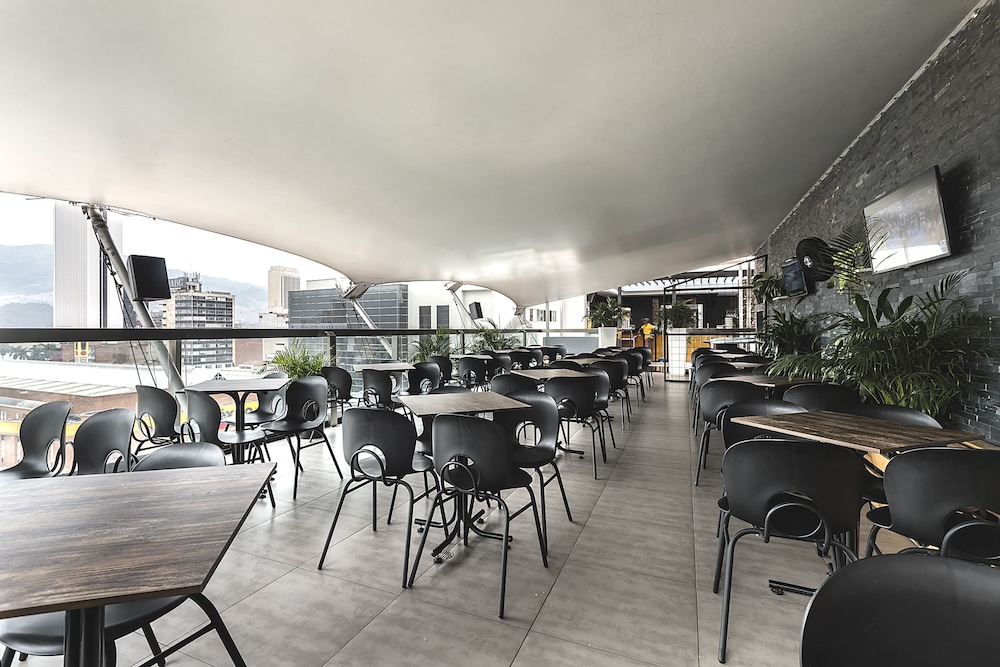 HOTEL 47 MEDELLIN STREET 49/59