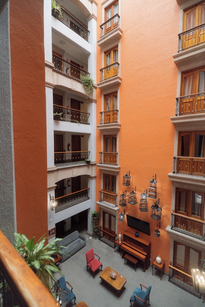 Hotel Santiago de Compostela 59/66