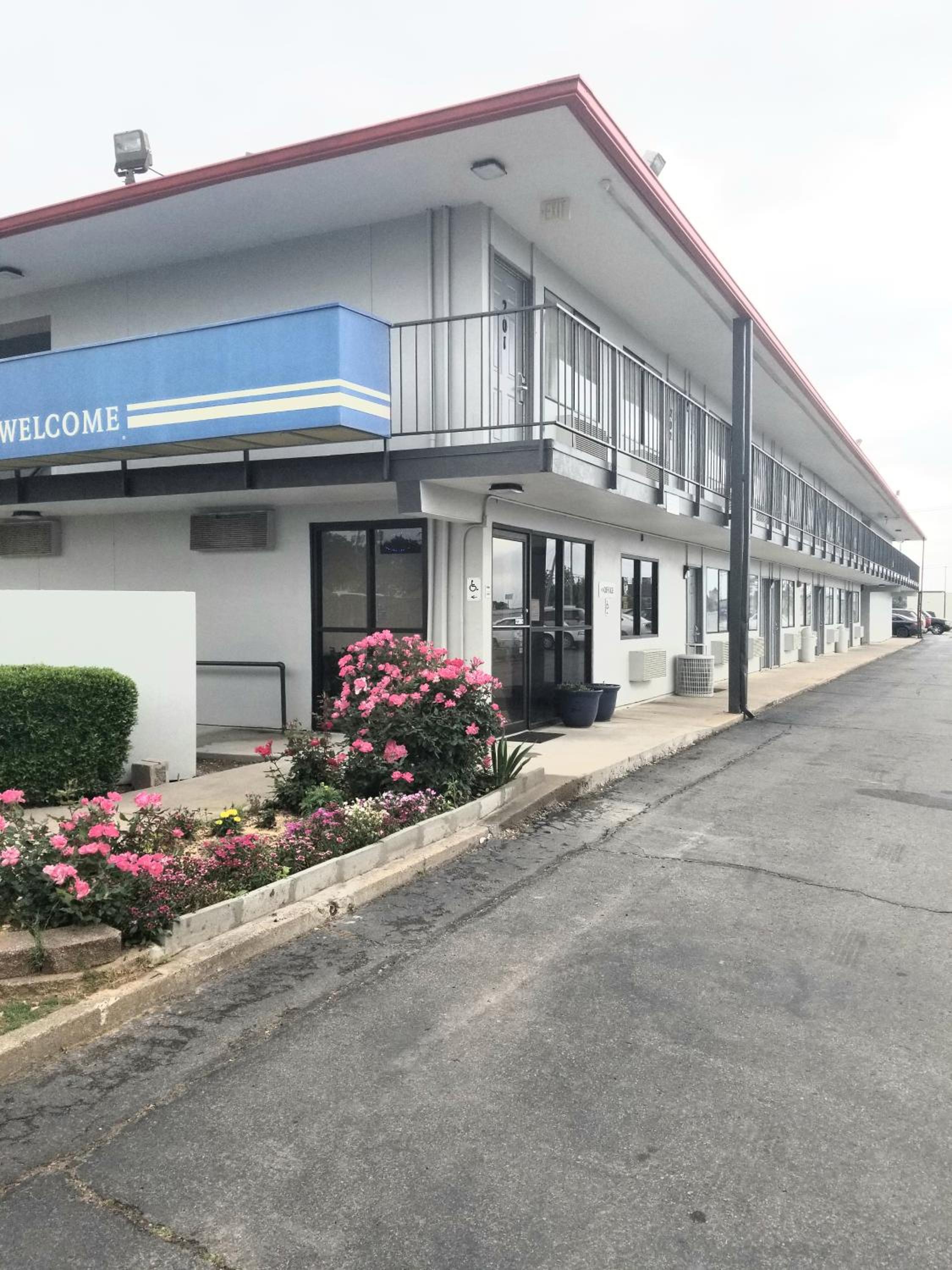Motel 6 Conway 8/30
