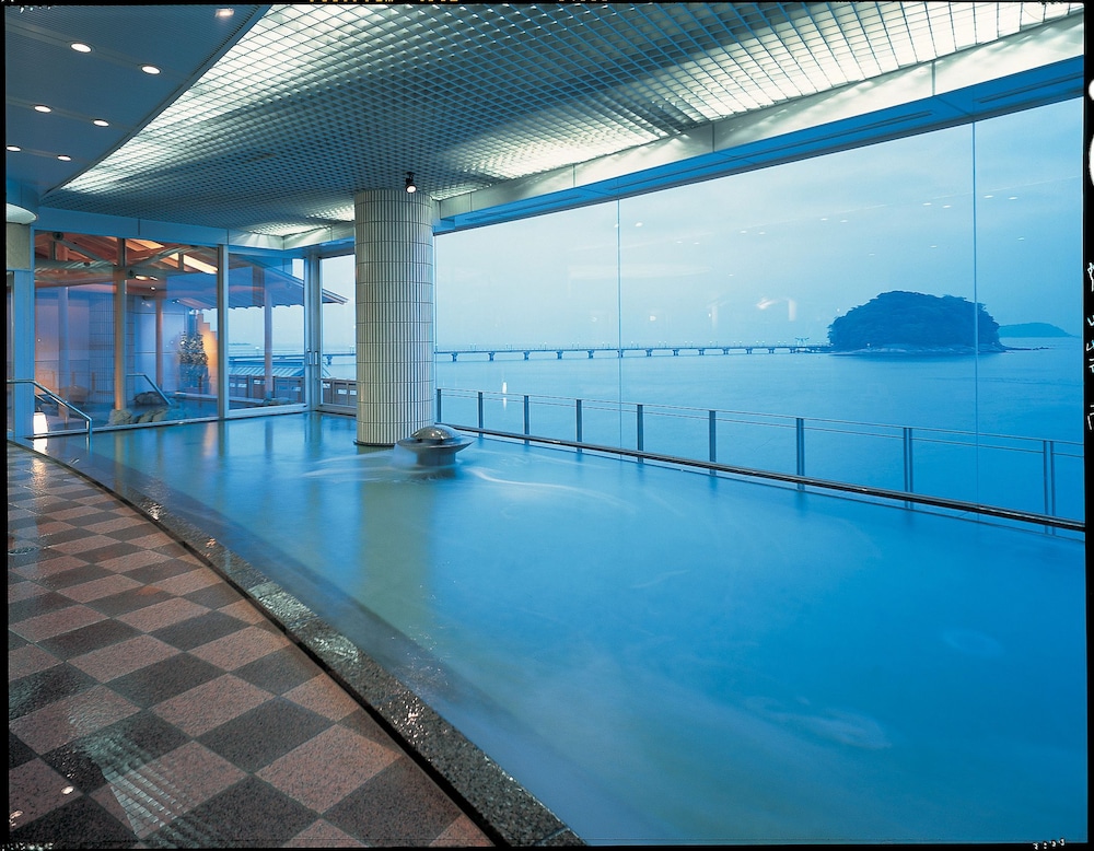 Gamagori Onsen Hotel Takeshima 4/18