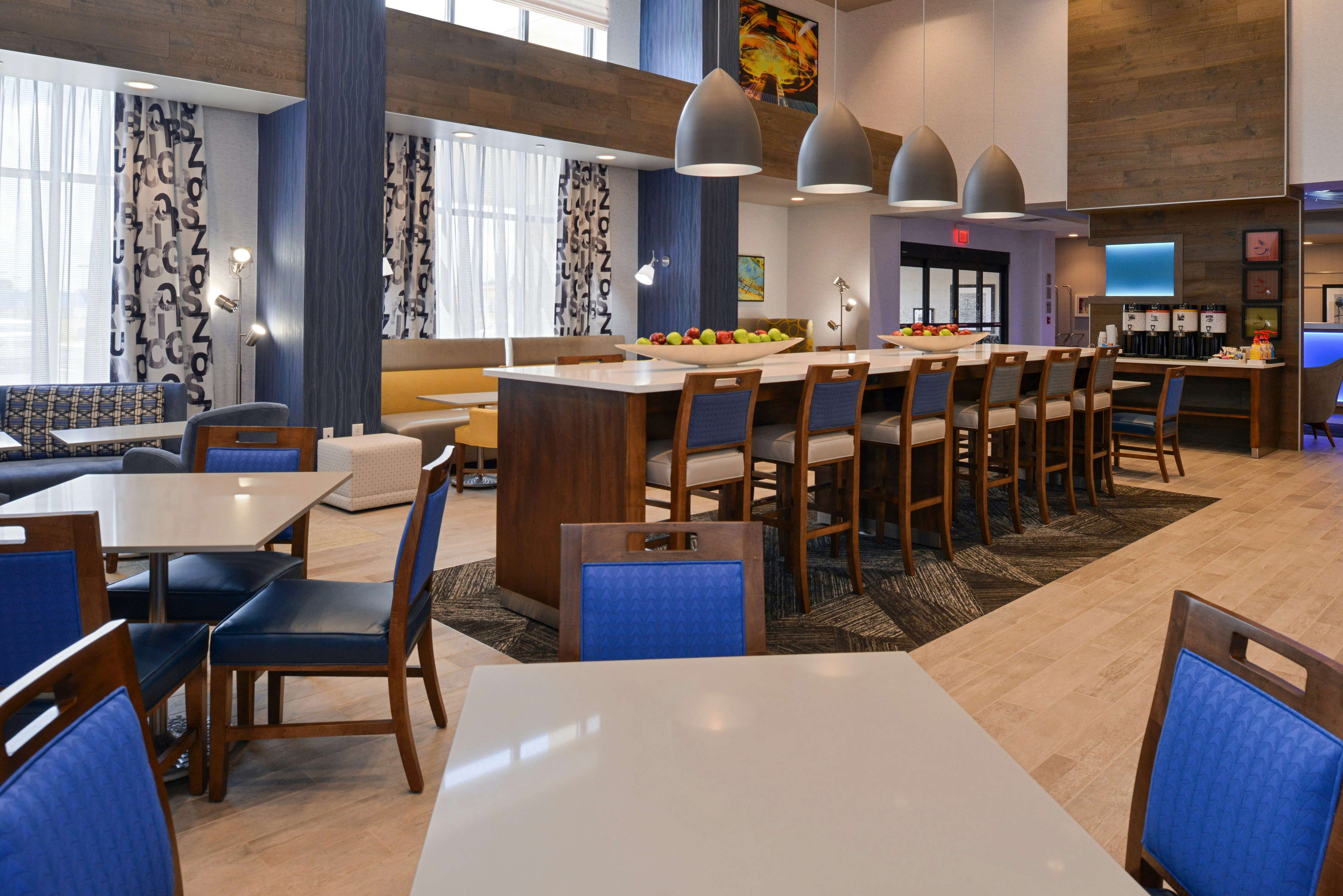 Hampton Inn & Suites Cincinnati-Mason 25/31