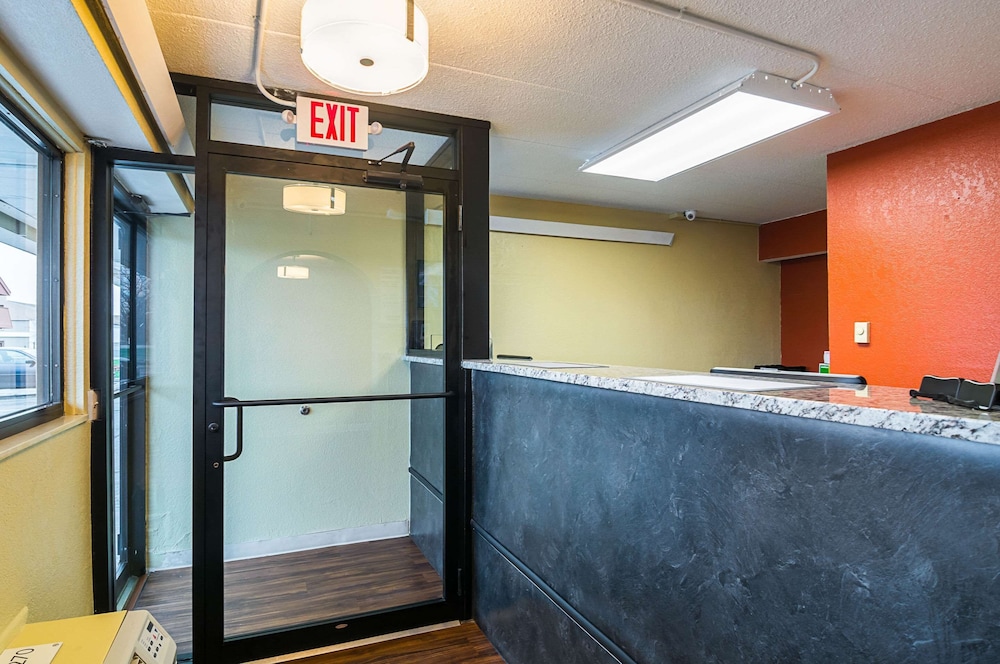 Econo Lodge South Holland - Chicago Southland 52/52