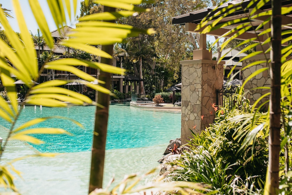 Pullman Palm Cove Sea Temple Resort and Spa 74/77