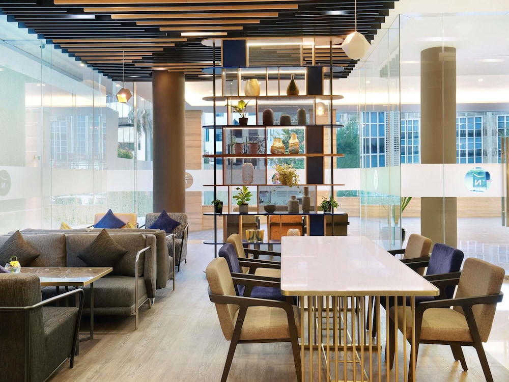 Novotel Jakarta Cikini 37/49