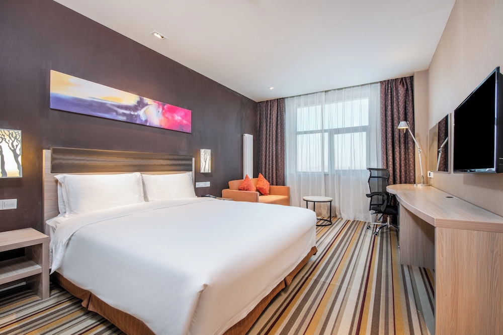 HOLIDAY INN EXPRESS CHANGBAISHAN 13/49