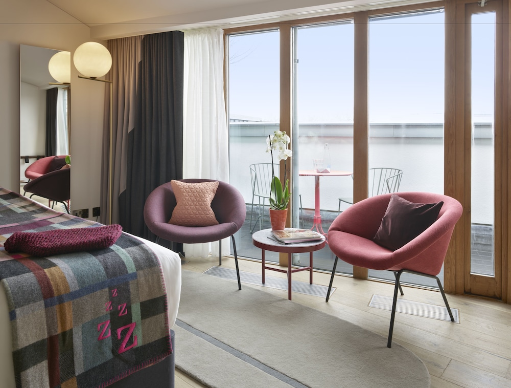 Marrable's Farringdon Hotel 30/36