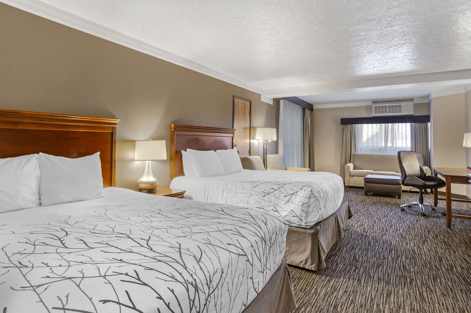 Room, 2 Queen Beds, Sofa, Large