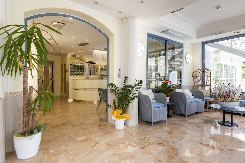 Hotel Royal 38/50