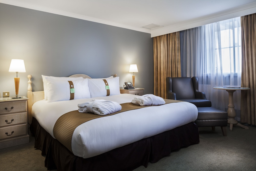 Holiday Inn London Sutton 22/73