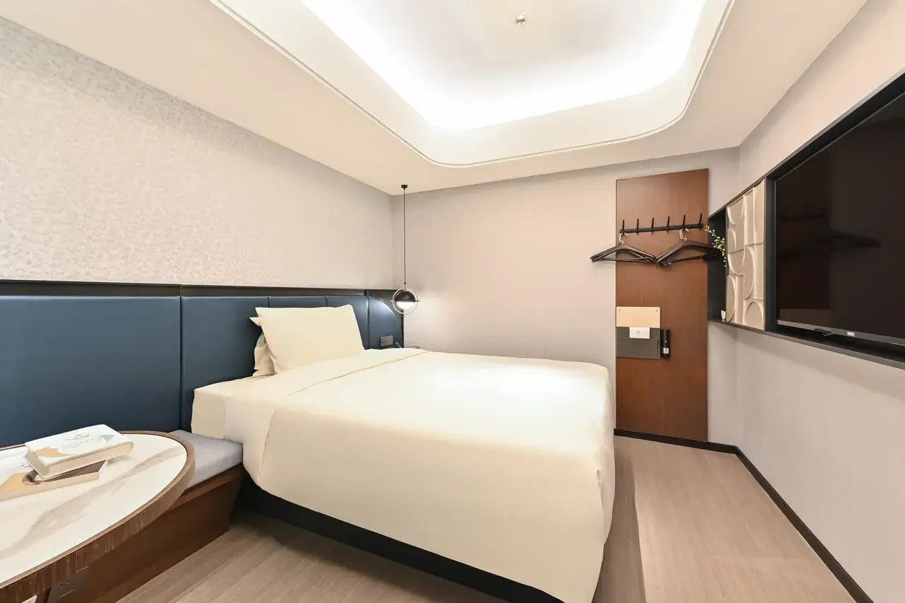 Atour X Hotel Nanjing West Road Shanghai 10/23