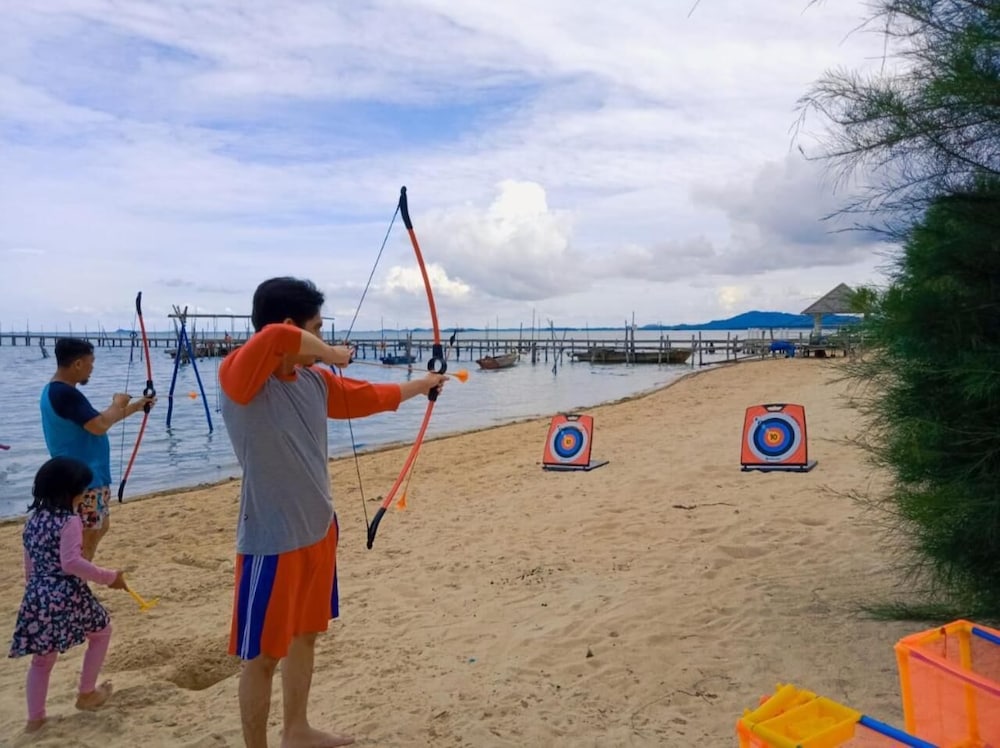 Hello Bintan Beach Cottages 34/49