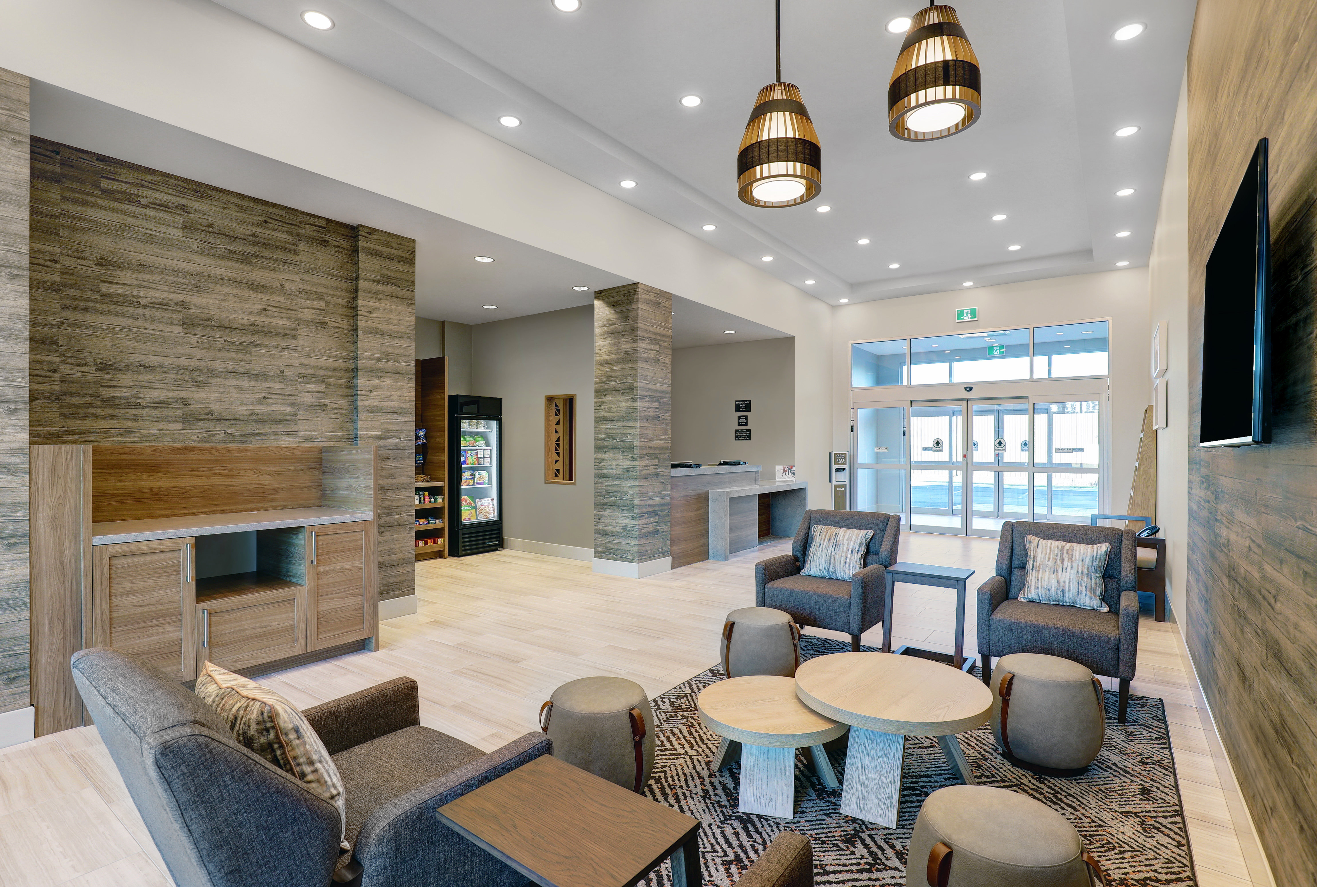 Candlewood Suites Kingston West 33/62