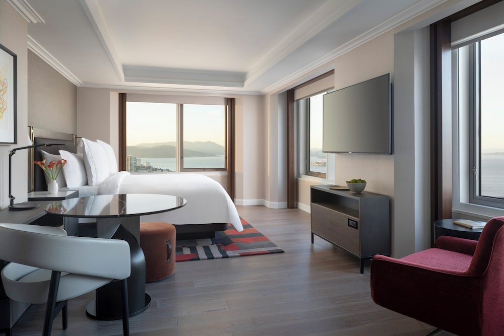 Four Seasons Hotel San Francisco at Embarcadero 28/50