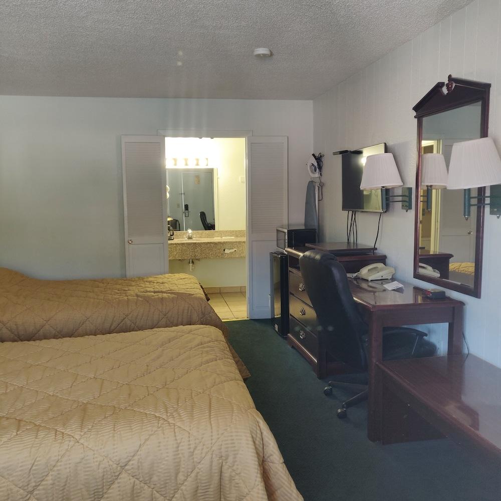 TRAVEL INN DELAWARE 34/34