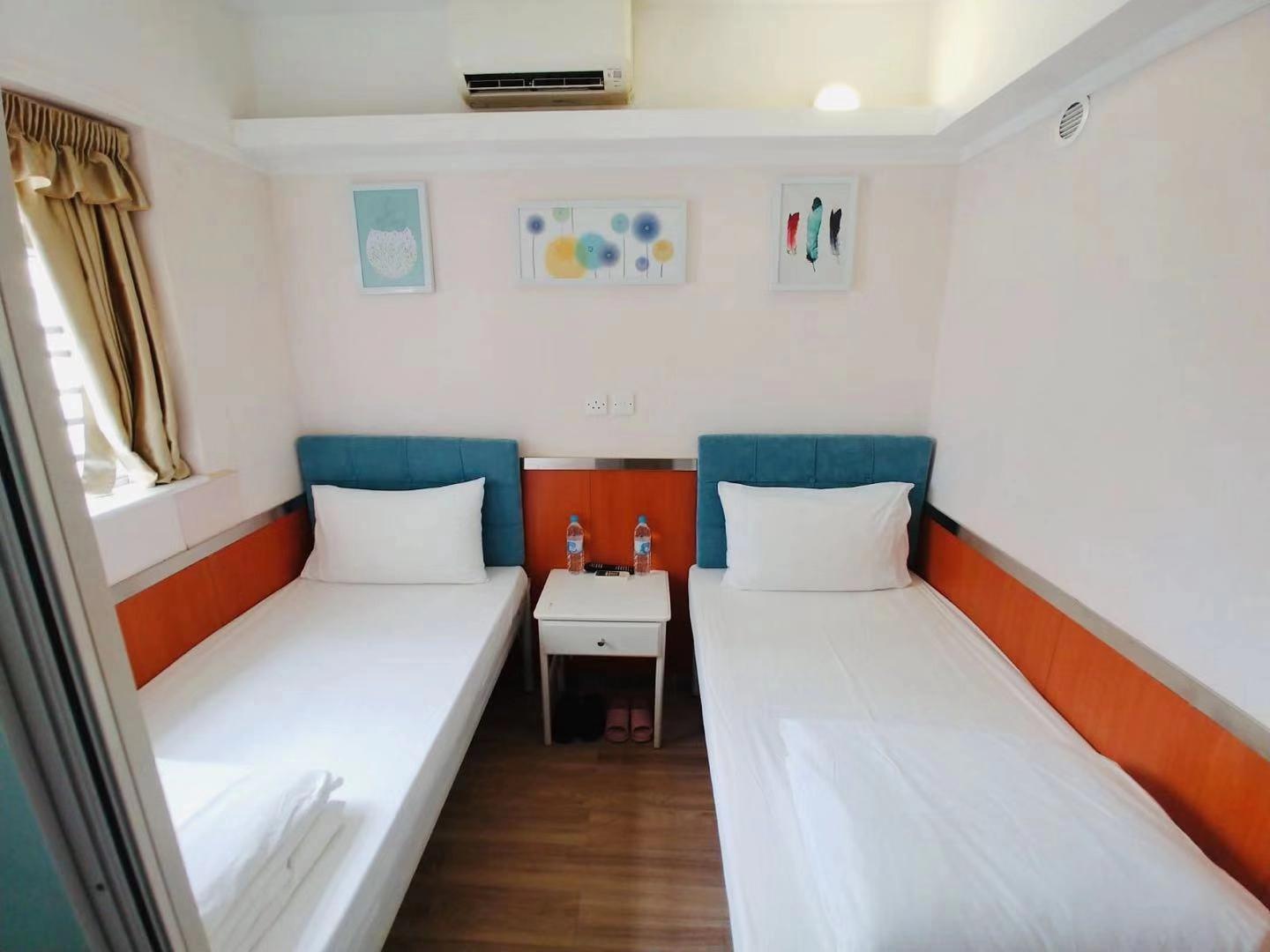 Cindy Hostel 1/19
