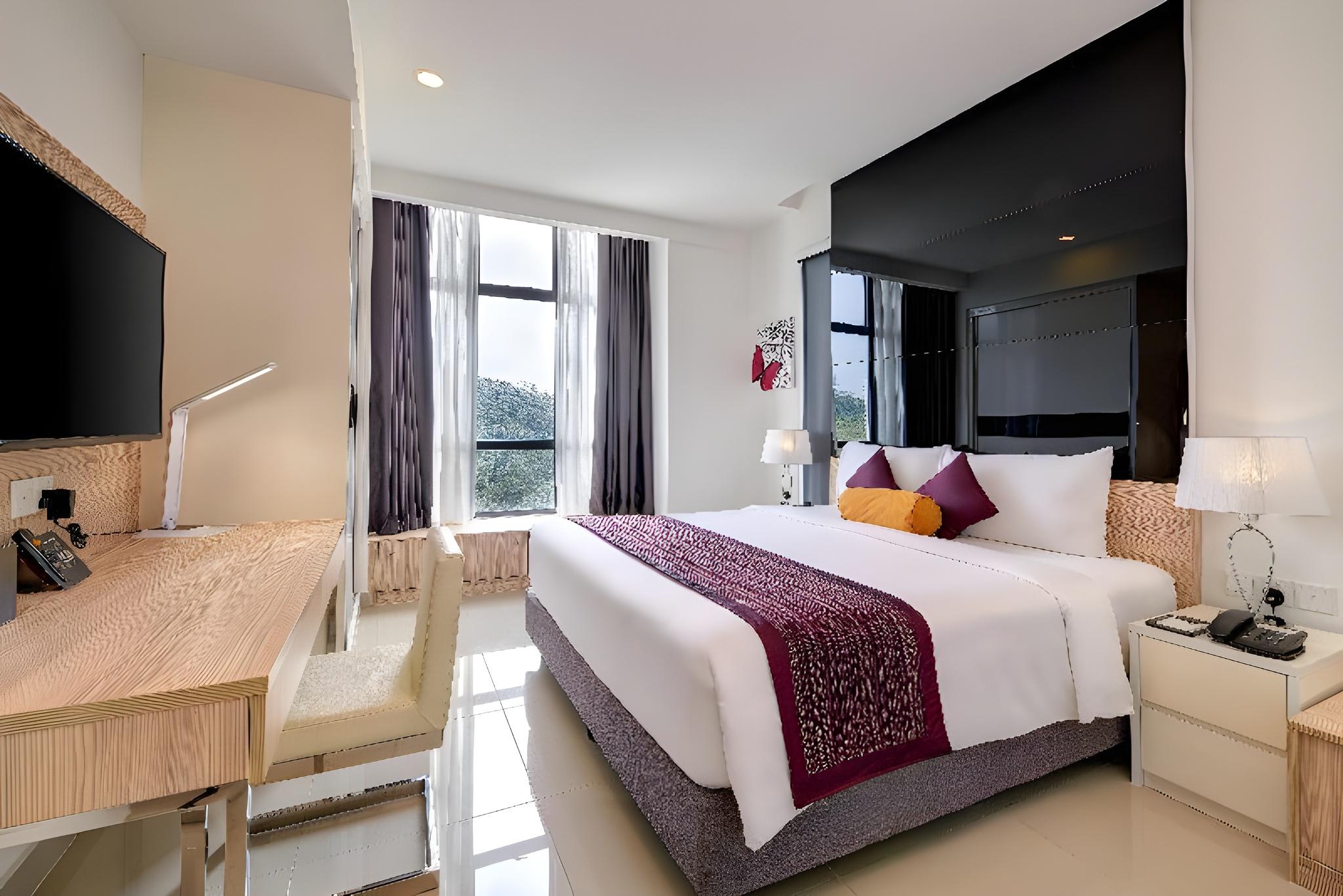 3 Bedrooms, Suite, Apartment