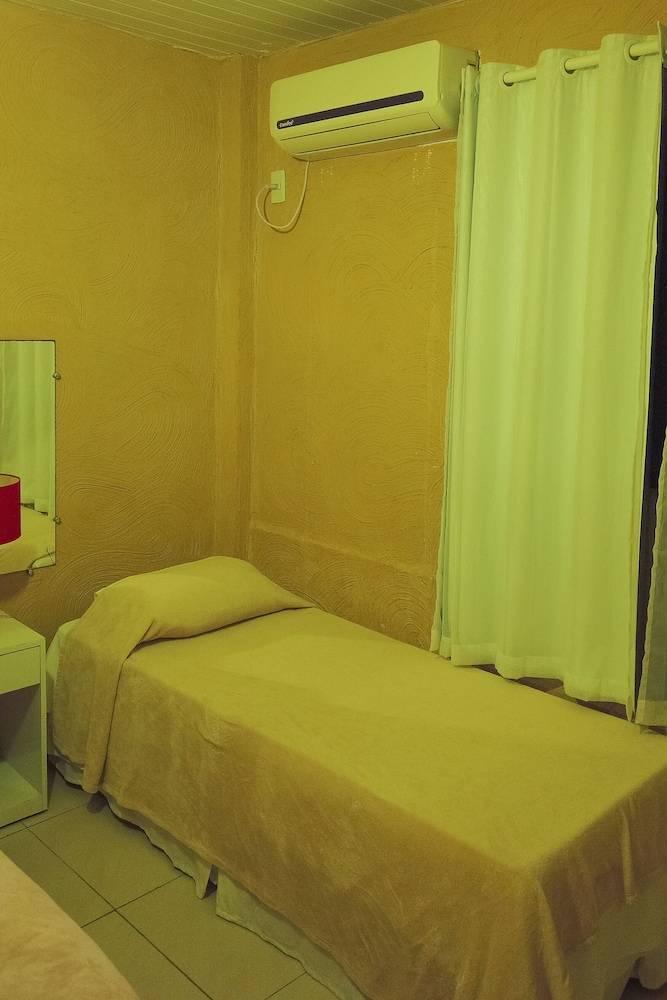 HOTEL 5 SOIS 30/50