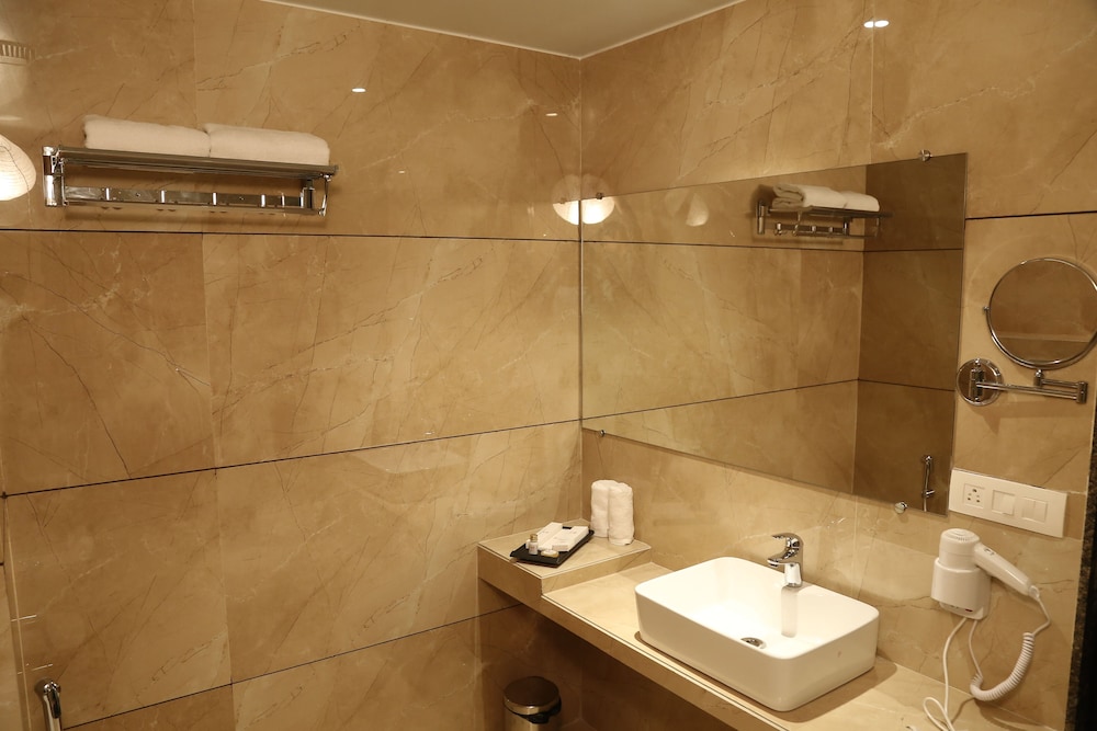Hotel Virgo Sumeru 48/50