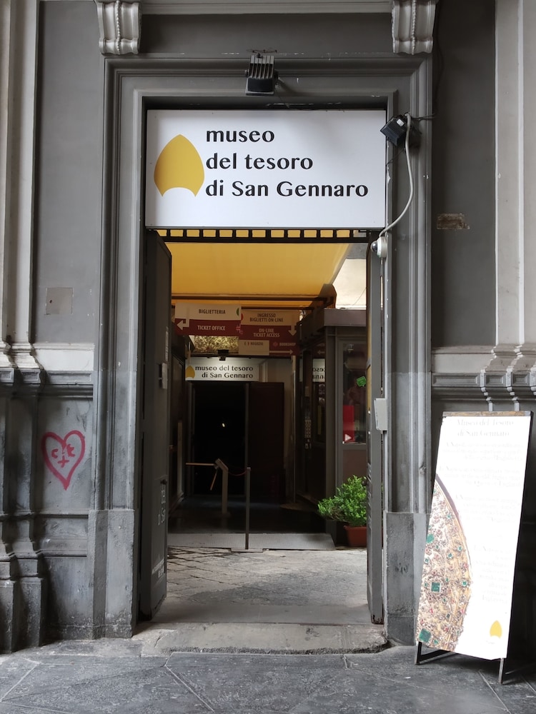 Non Ci Resta Che Napoli 2/49