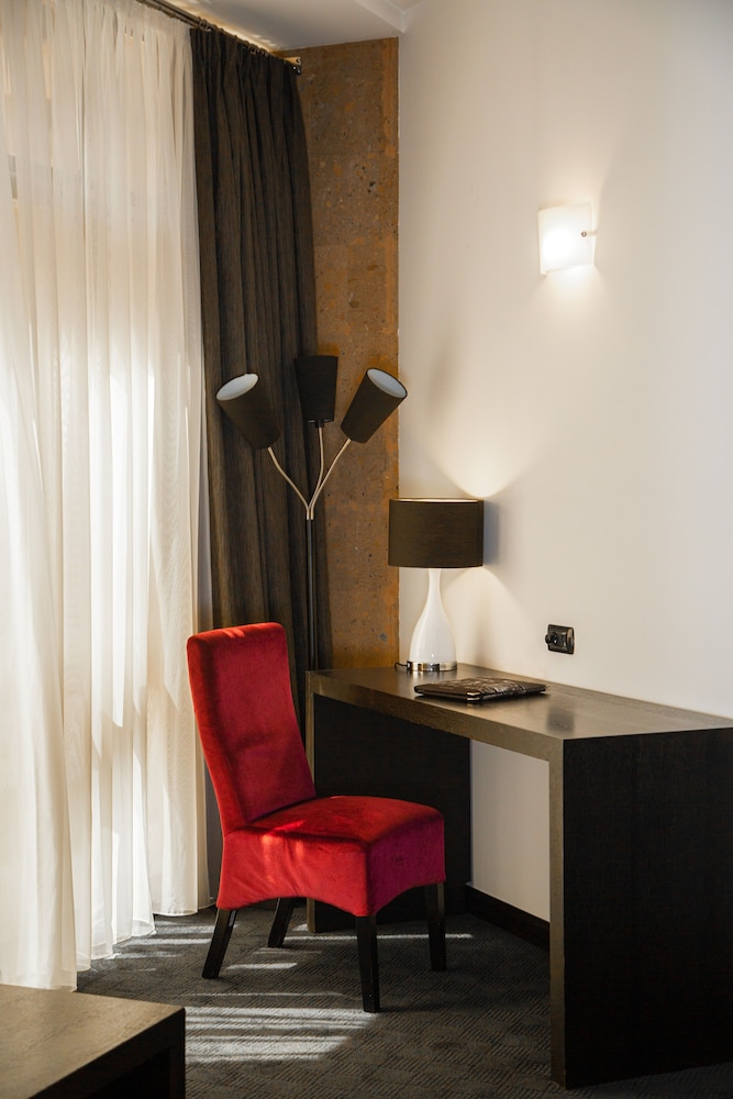 North Avenue by Stellar Hotels (Ex:North Avenue Hotel) 77/78