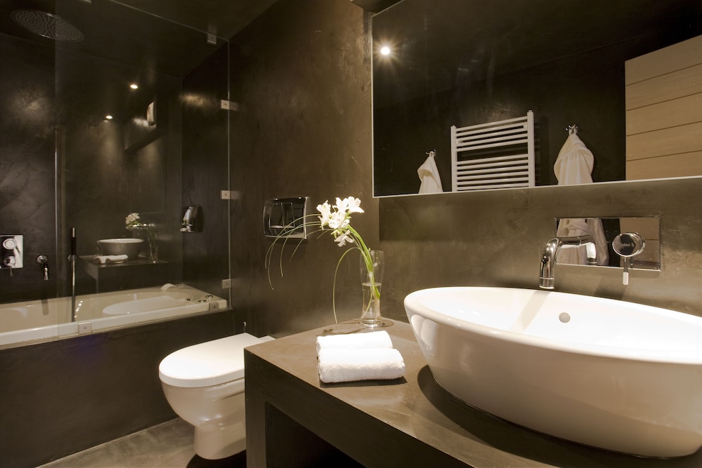 Kipi Suites 43/50