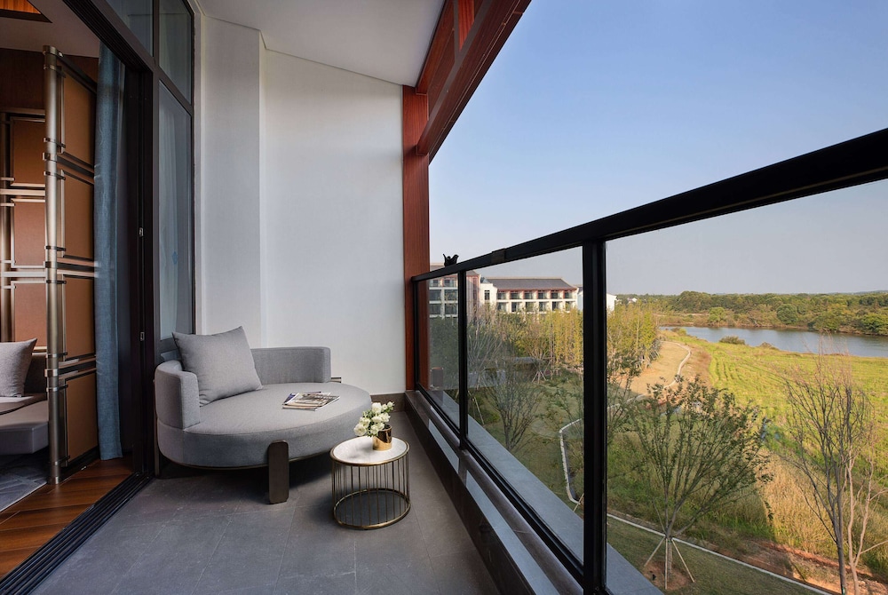 Wyndham Grand Plaza Royale Xiangai Mountain Fuzhou 11/33