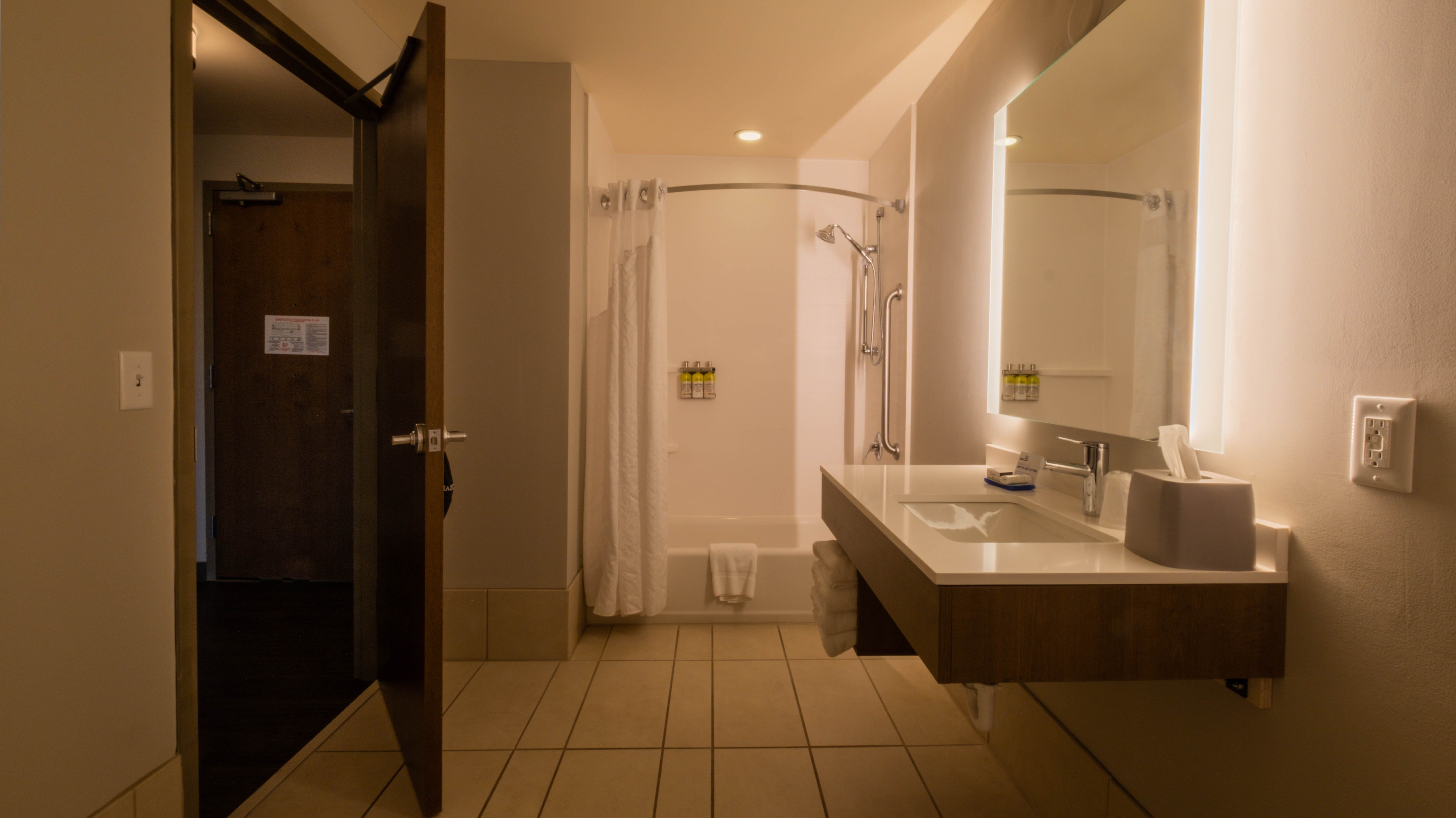 Holiday Inn Express Hotel And Suites Mankato East 74/76