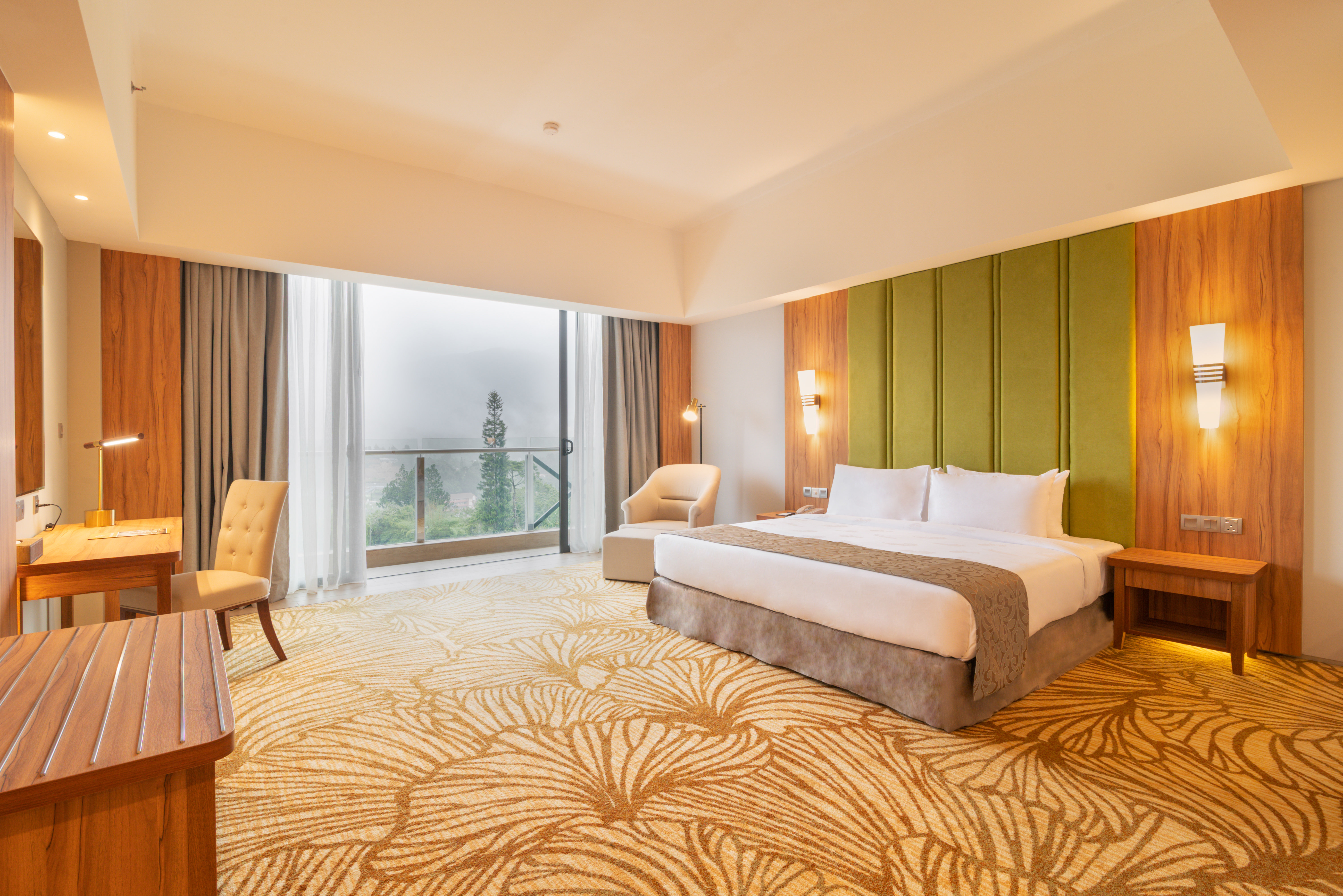 The Zenith Hotel Cameron 15/40