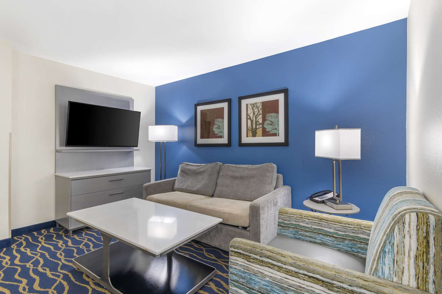 Best Western Plus Lake Lanier Gainesville Hotel & Suites 14/17