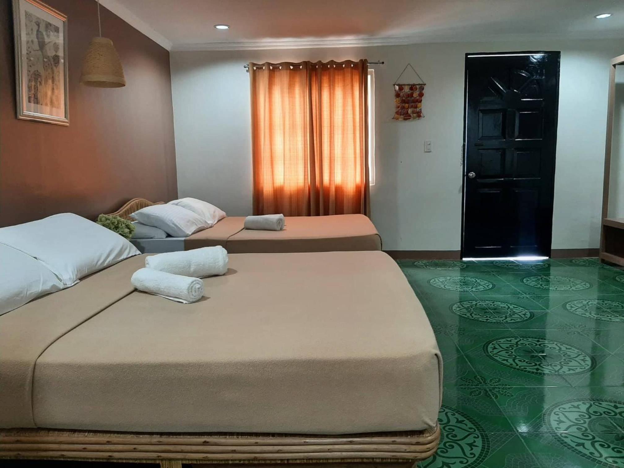 غرفة رباعية، Panglao Grande Resort 2/4