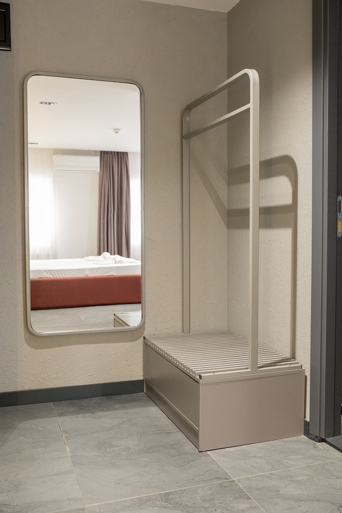 Gytha Hotel Pera 50/50