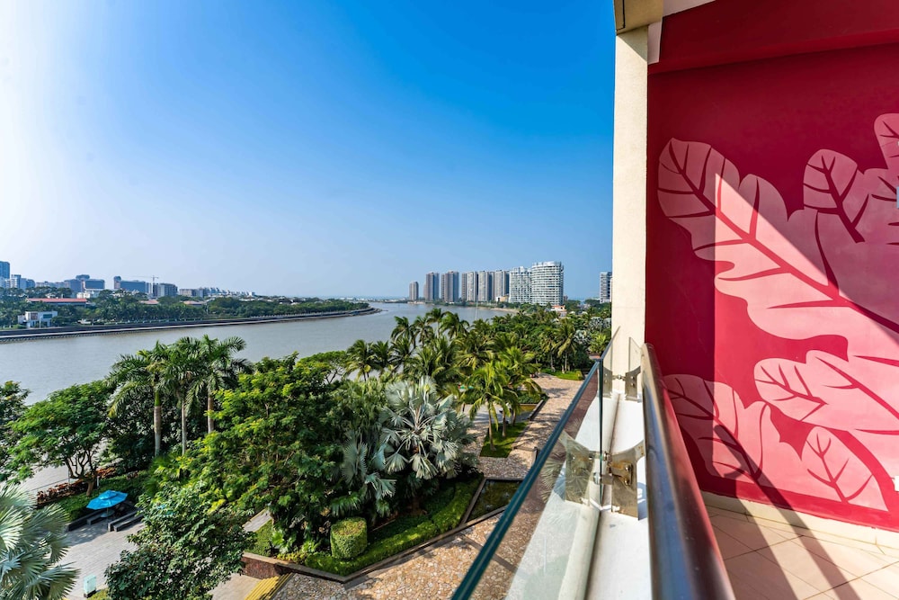Pullman Haikou 26/52
