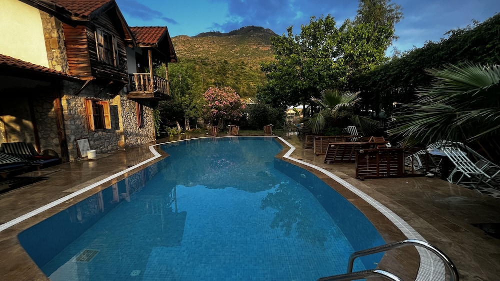 Koyevi Olympos Countryhouse 48/50