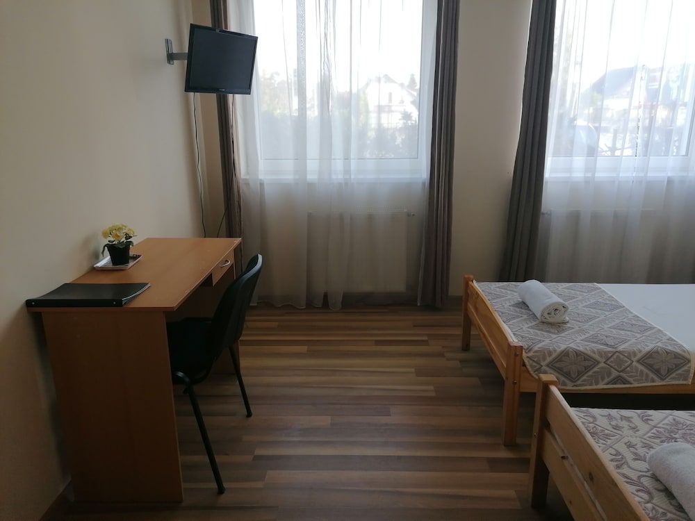 Hotel Ferihegy 25/30