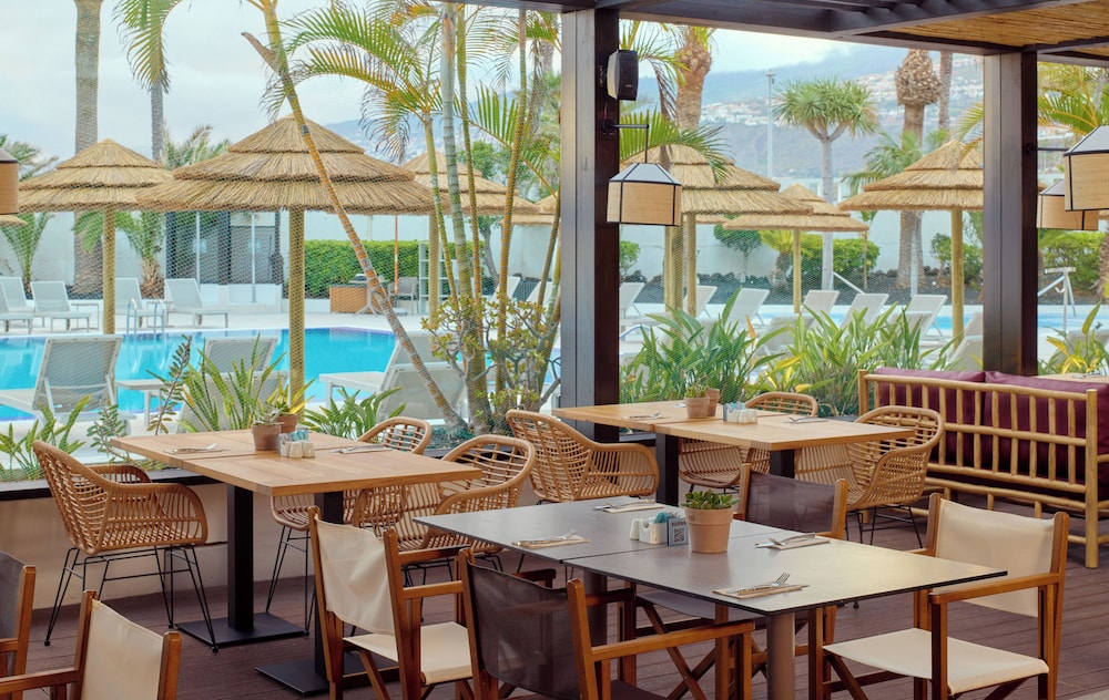 Melia Costa Atlantis Tenerife 33/44