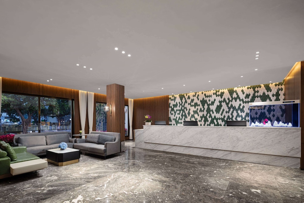 Days Inn by Wyndham Hainan Sanya Bay 9/33