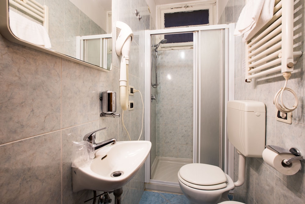 U-Visionary Venezia Hotel 49/50
