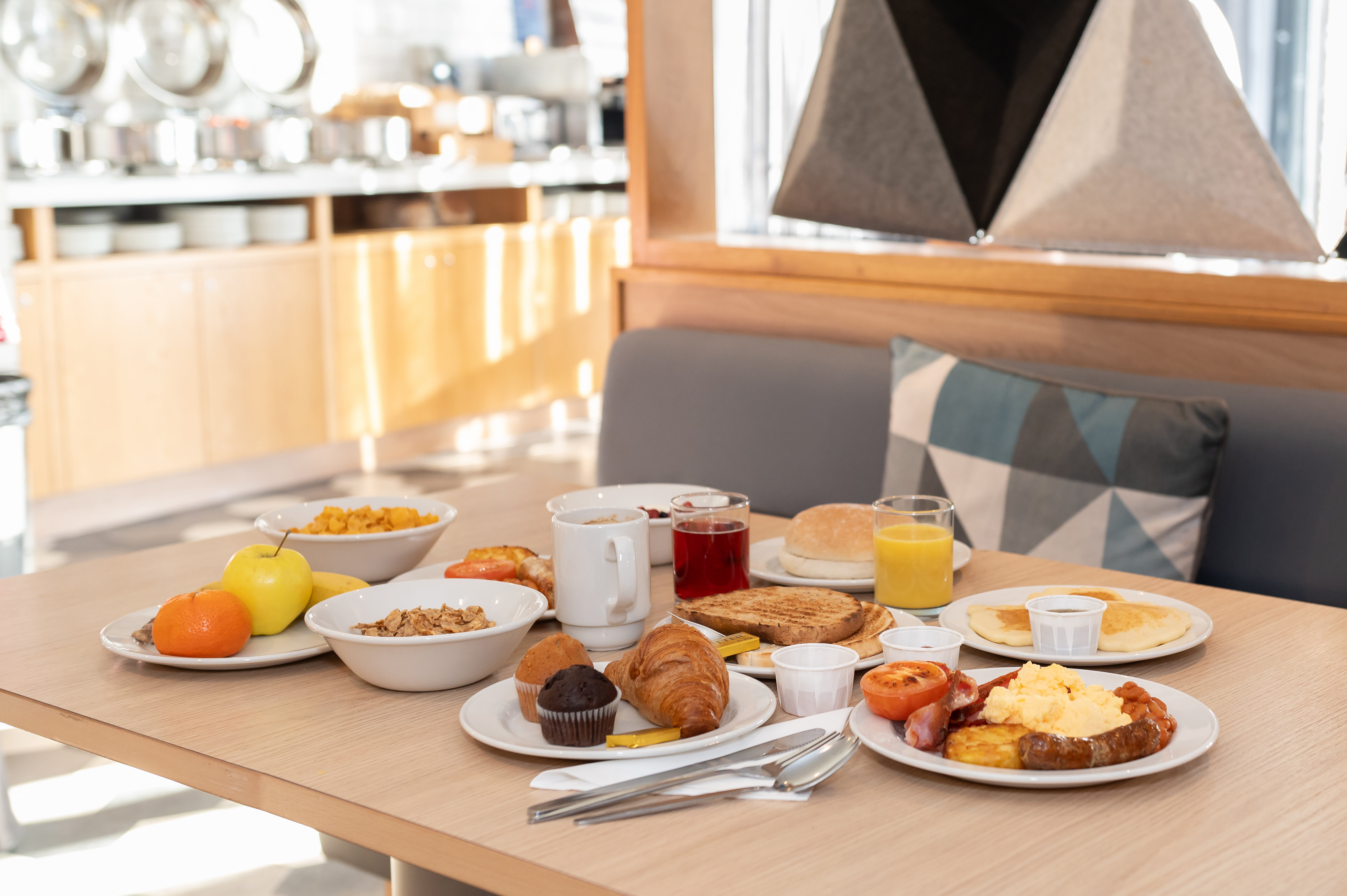 Holiday Inn Express Liverpool Royal Albert Dock 53/76